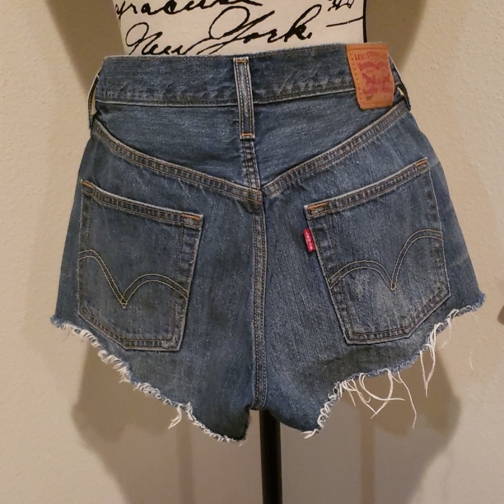 Levi Strauss & Co Cutoff Shorts